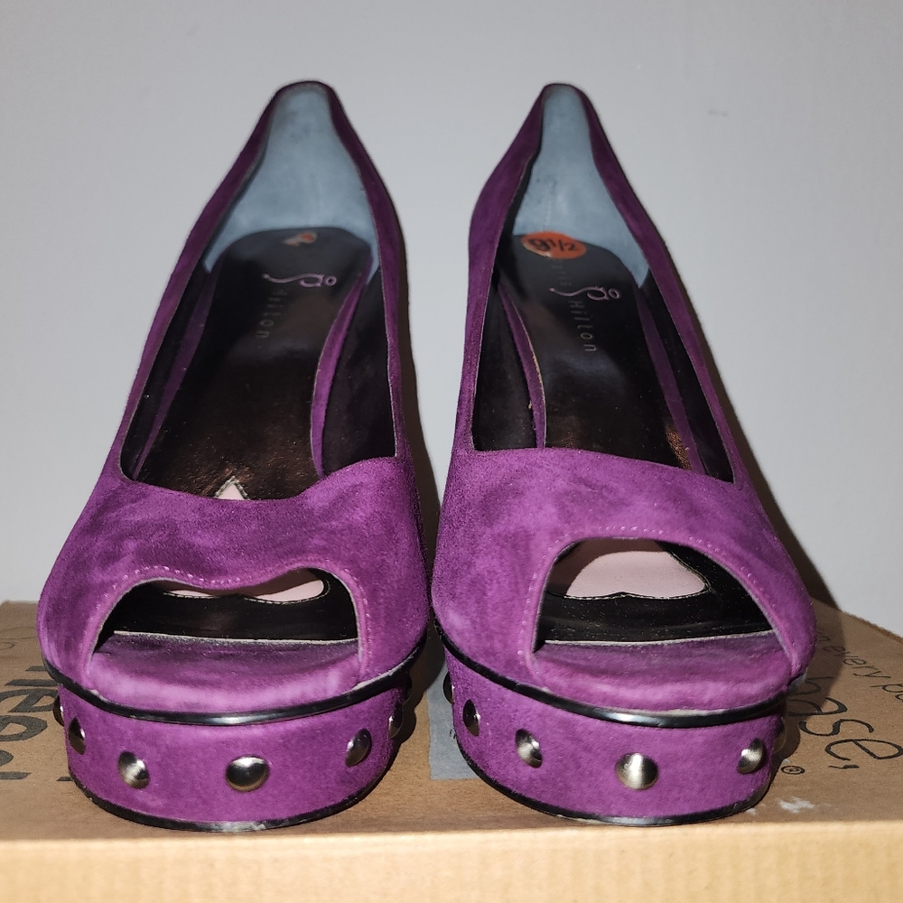 Purple & pink Paris Hilton faux suede heel (heel is 5 inches) size 9.5 - Picture 2 of 7